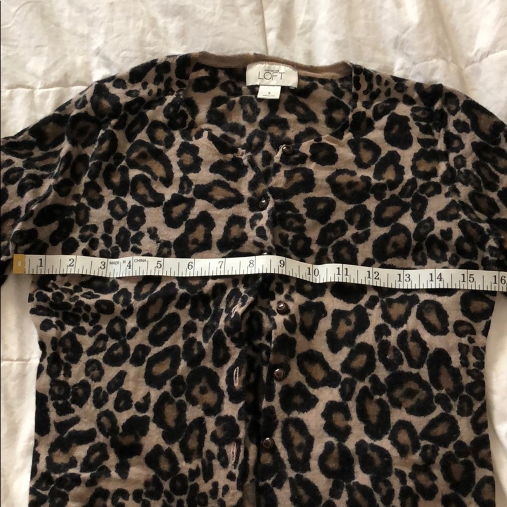 Ann Taylor LOFT Leopard print cardigan